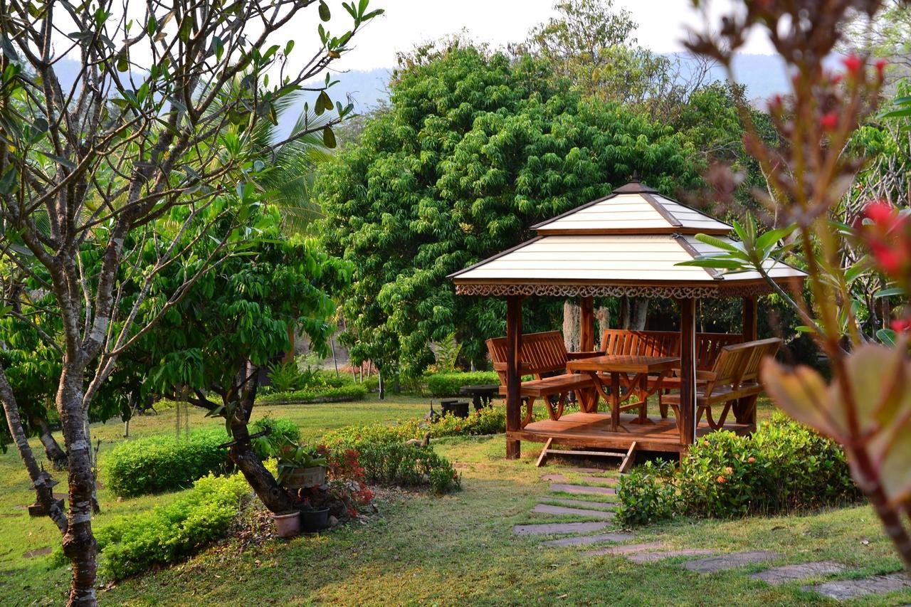 Touch Star Resort - Doi Inthanon Chom Thong Exterior photo